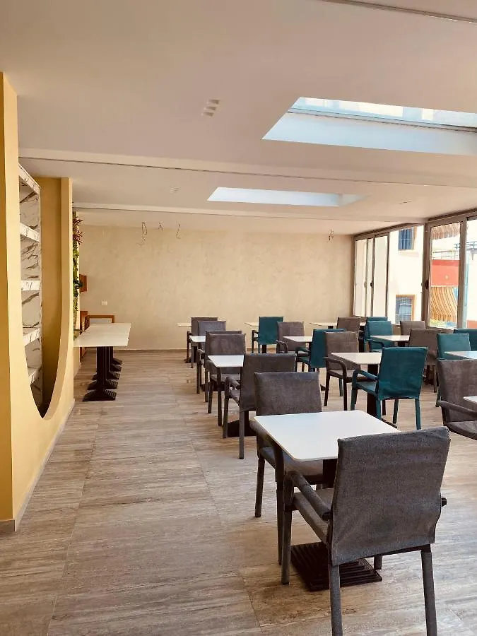 **** Hotell Montecarlo Lungomare Albanien