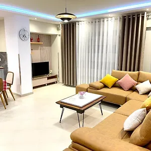 Queen Isabella Premium **** Vlorë